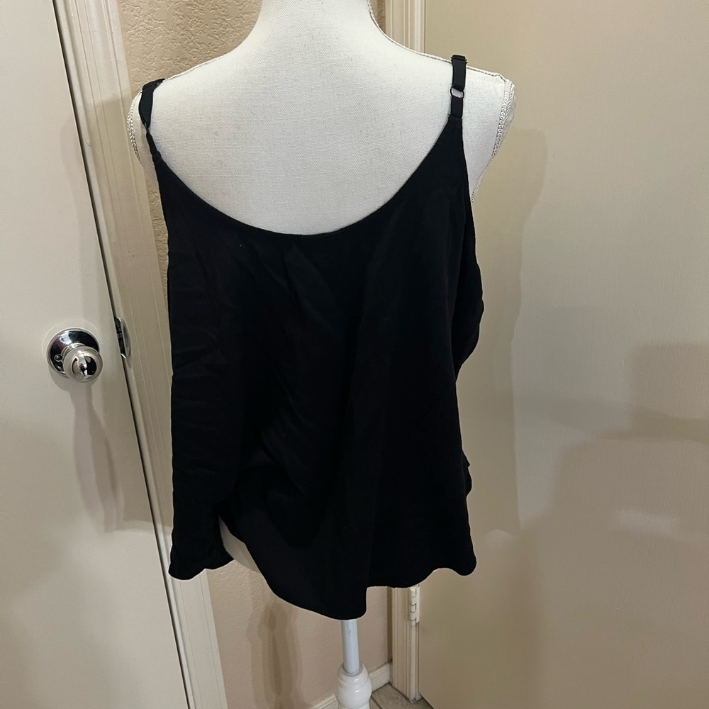Torrid challis tank top - Picture 2 of 3